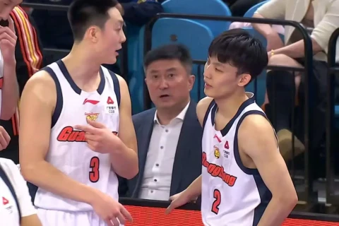 上海截胡麦基倒逼广东紧急调整引援